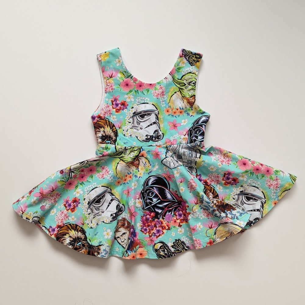 AG Threads Star Wars V Back Peplum Top EUC 5